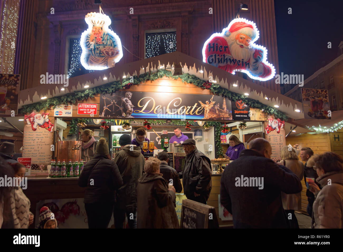 Vin chaud (mulled wine) stall in 2018 Christmas market in Brussels, Belgium Stock Photo