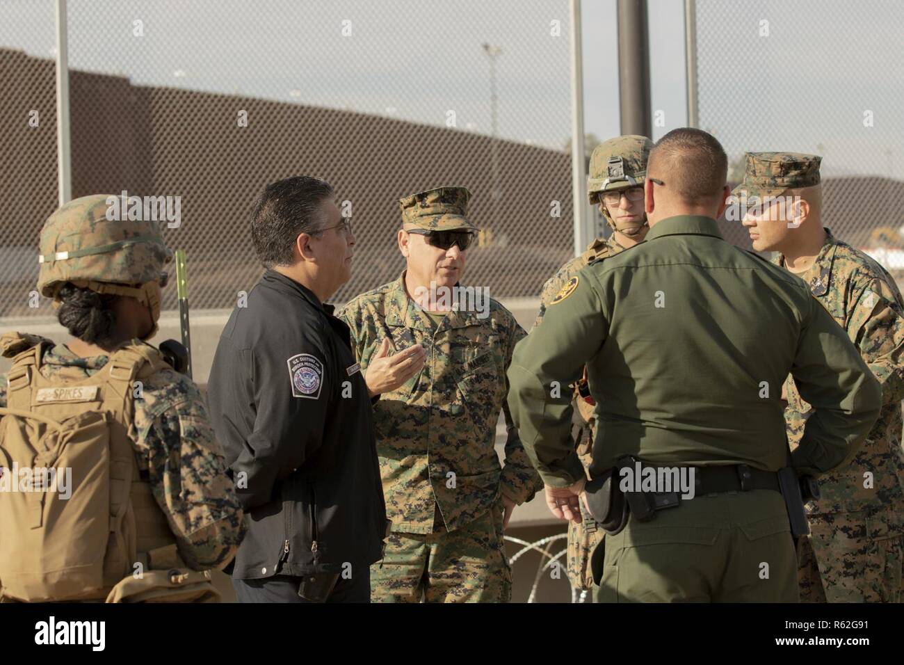 Customsandborderprotection hi-res stock photography and images - Alamy