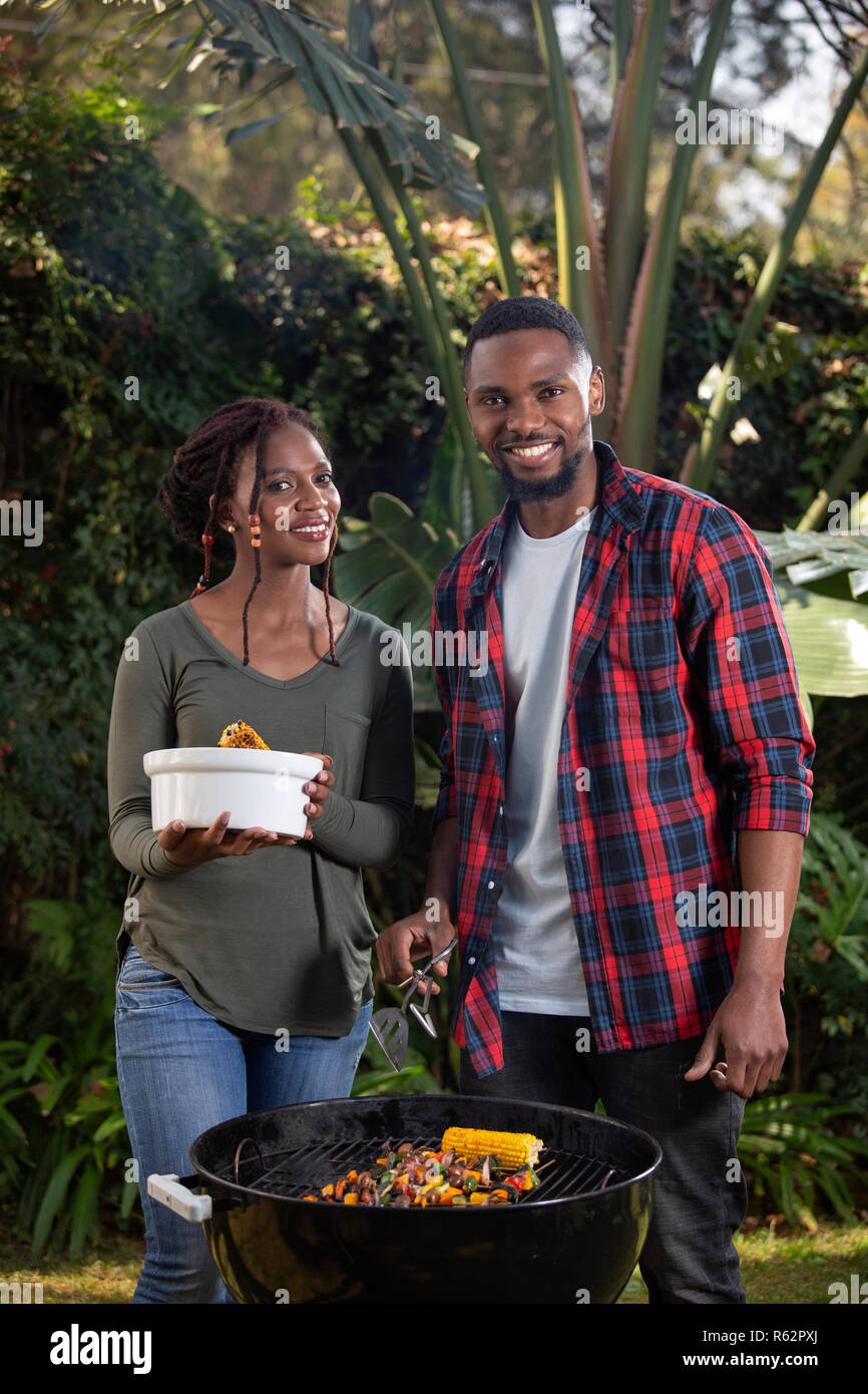 Couple cooking together partners hi-res stock photography and images ...