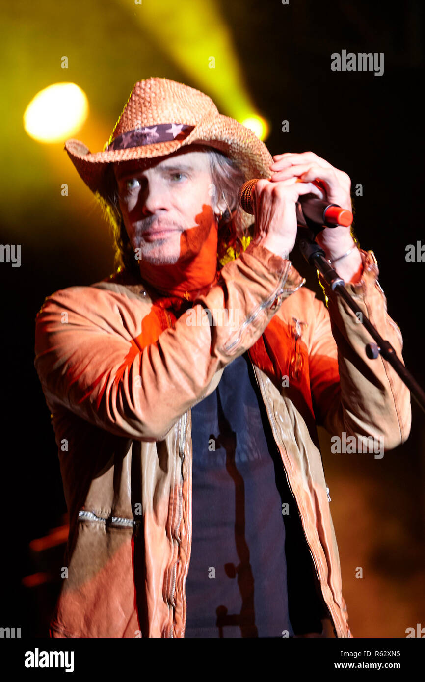 Calabasas, California, USA. 02nd Dec, 2018. Rick Springfield performs at  the One Love Malibu Benefit at King Gillette Ranch on December 2 2018 in  Calabasa CA. Credit: Cra Sh/Image Space/Media Punch/Alamy Live