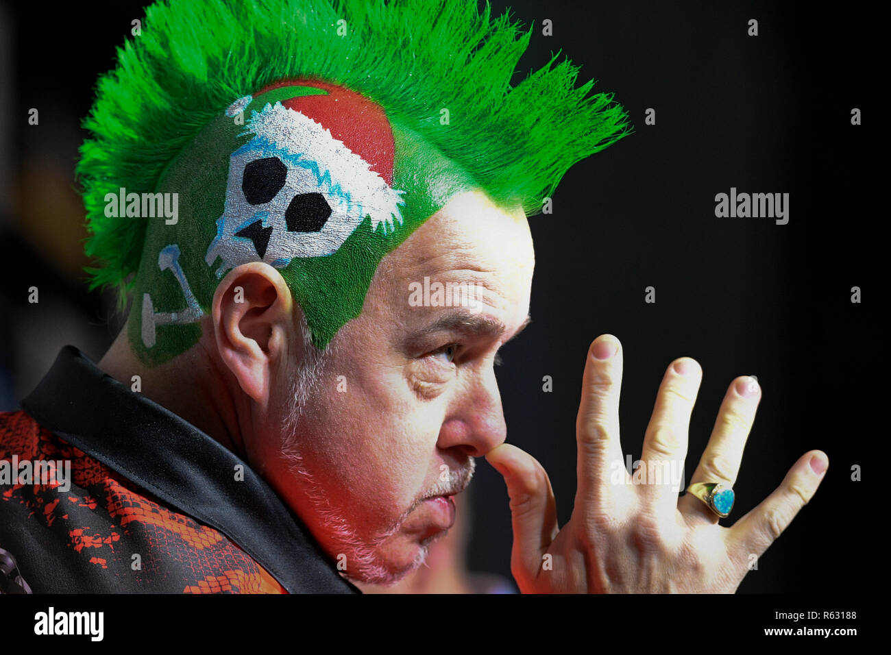 Prague, Czech Republic. 30th Nov, 2018. Peter Wright called "Snakebite"  took part in the Rebel Prague Darts Masters in Prague, Czech Republic, on  Friday, November 30, 2018. Credit: Michal Kamaryt/CTK Photo/Alamy Live