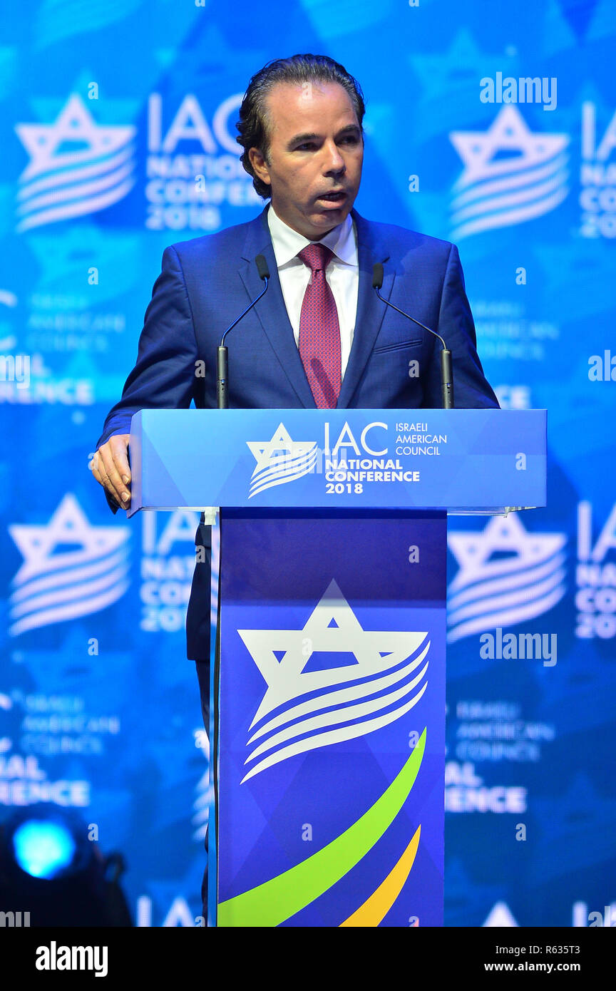 Haim saban hi-res stock photography and images - Alamy