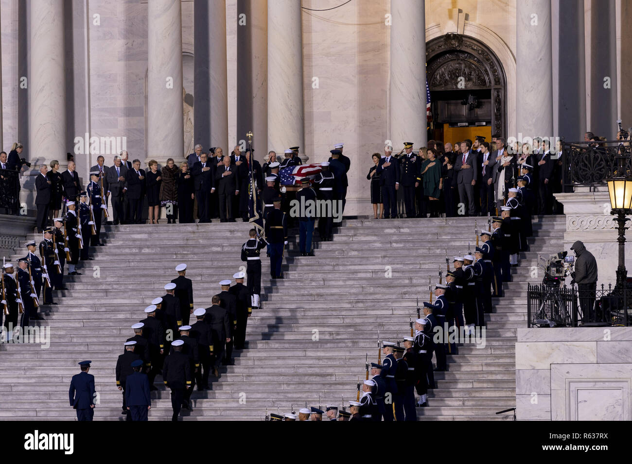 George bush cabinet members hi-res stock photography and images - Alamy