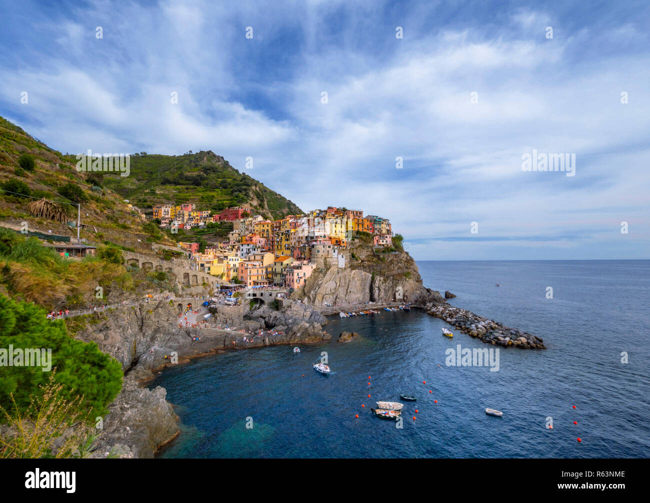 Town view with harbor and colorful houses, Manarola, Cinque Terre, La Spezia, Liguria, Italy, Europe Stock Photo