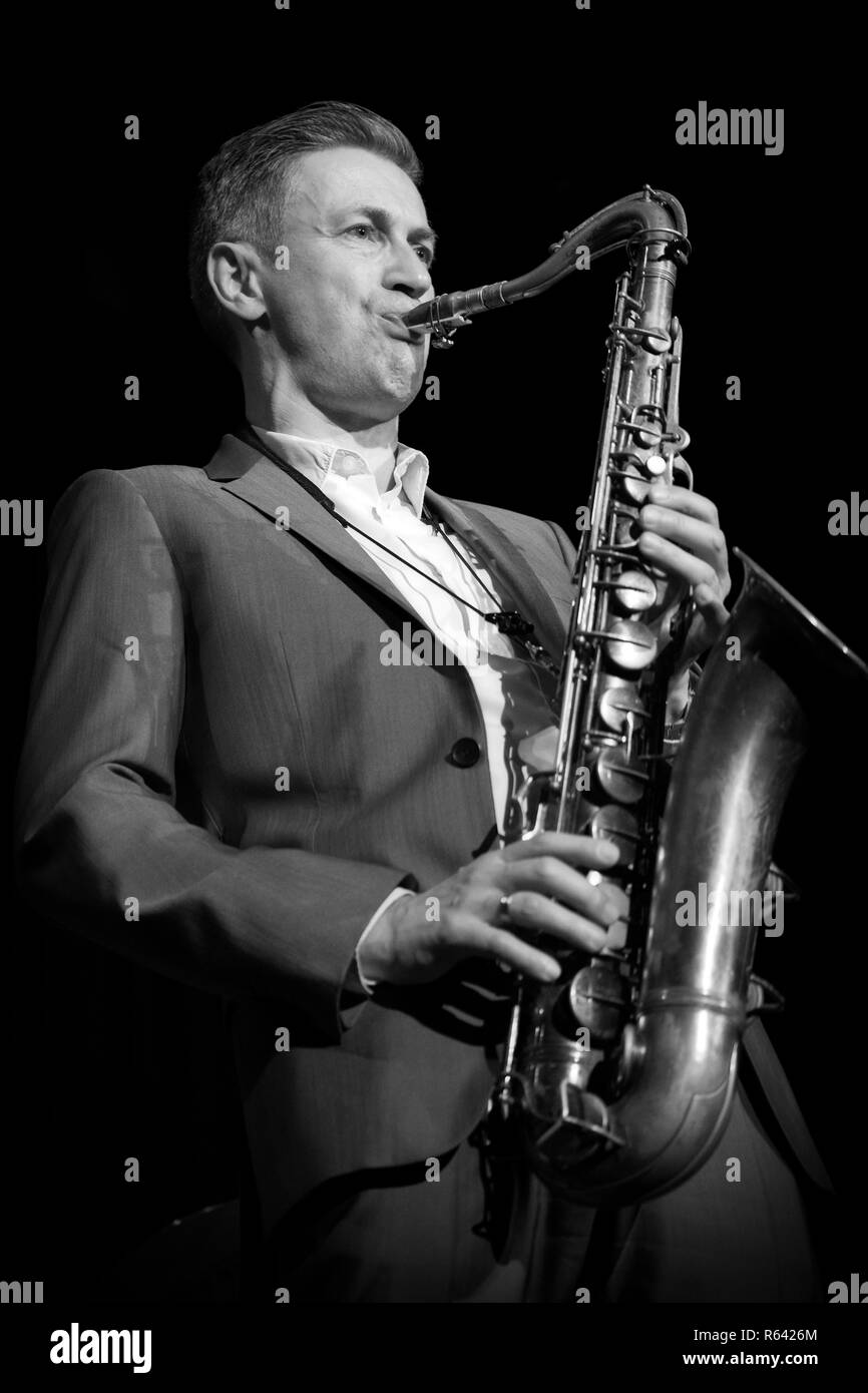 Dave O'Higgins playing tenor sax with Darius Brubeck Quartet, Brecon Jazz 2017 Stock Photo