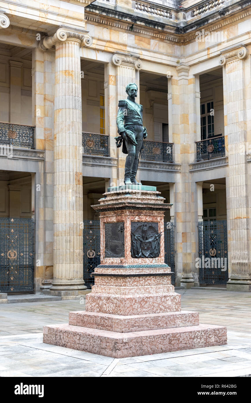 Capitolio nacional colombia hi-res stock photography and images - Alamy