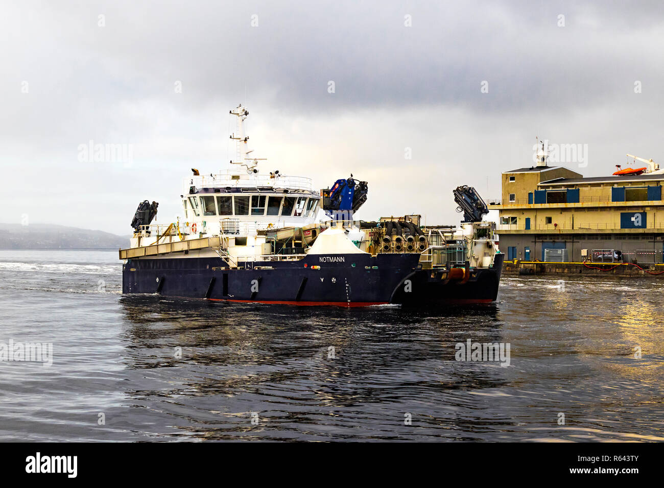 Multi purpose vessel hires stock photography and images Alamy