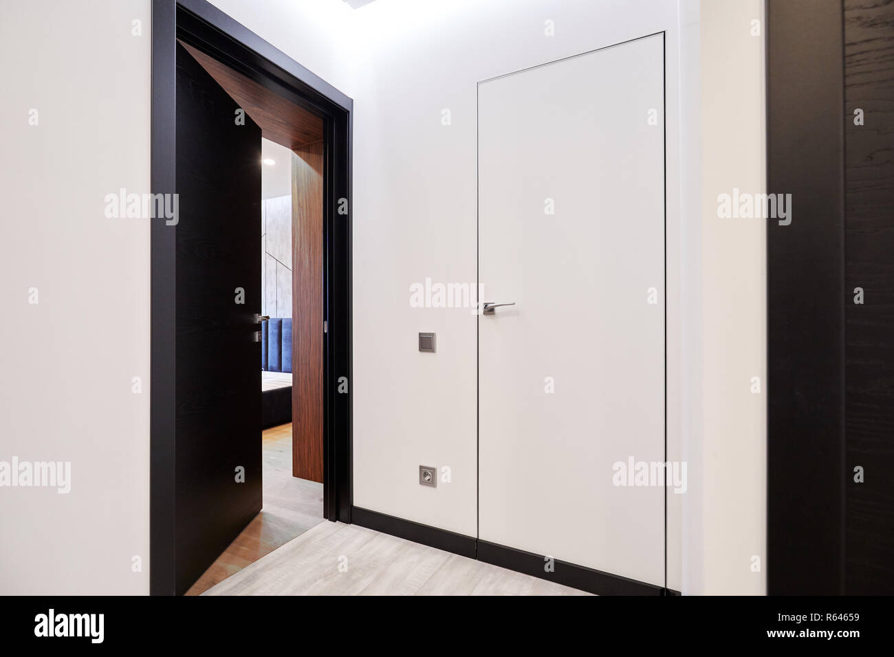 Entrance Design Yellow Door Office Stock Photos Entrance Design