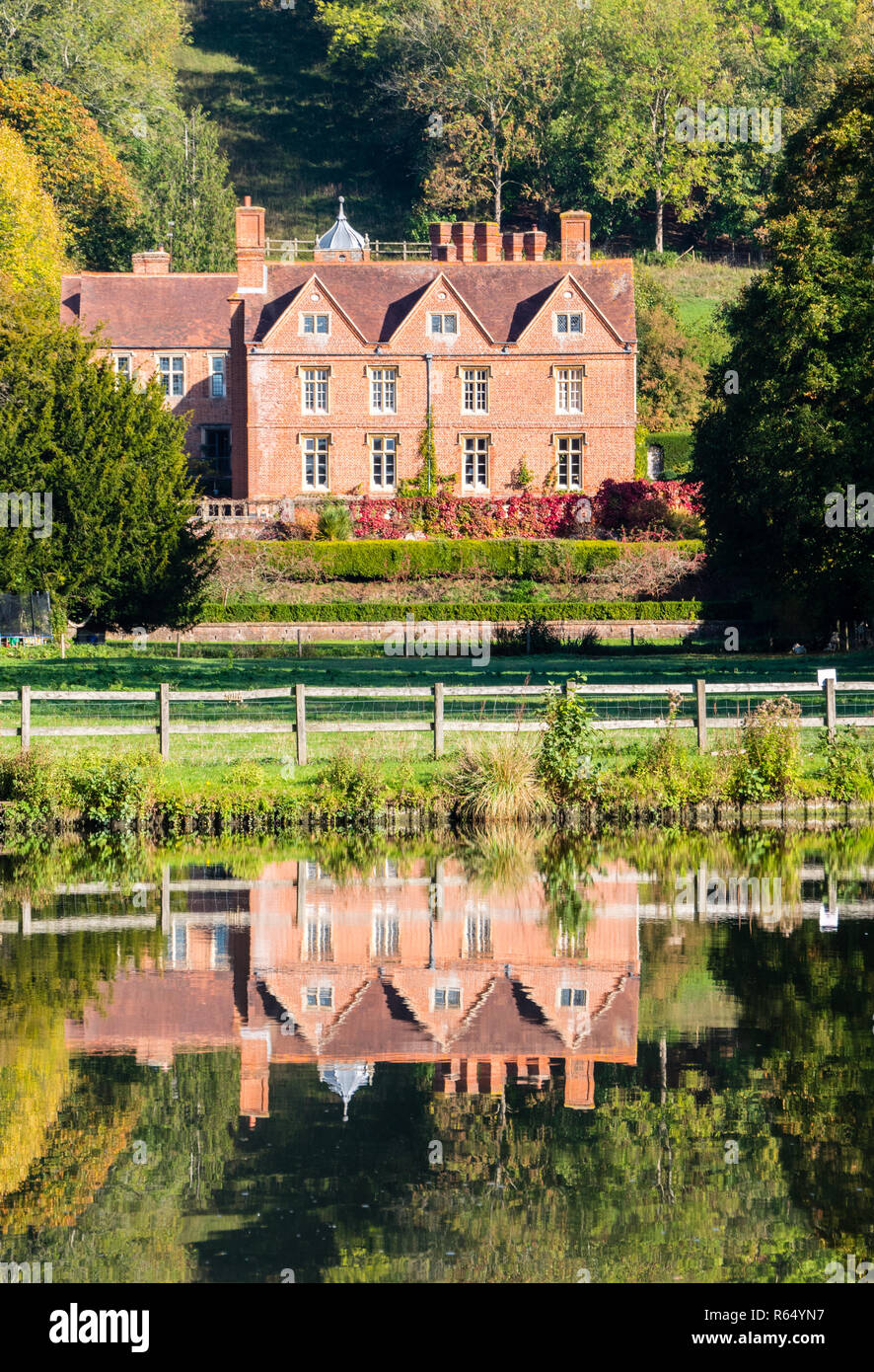 Hardwick house thames hires stock photography and images Alamy