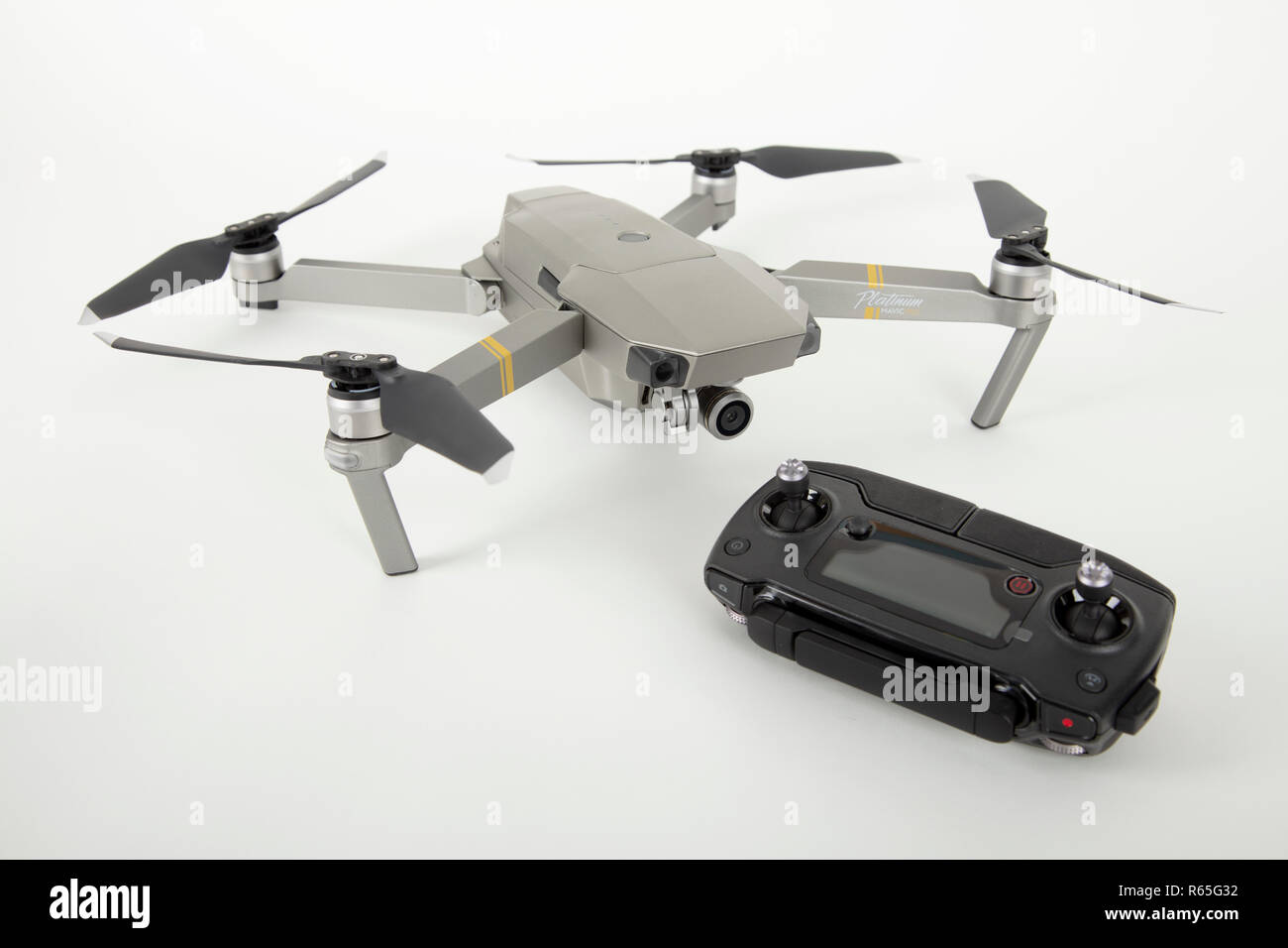 HUETTENBERG, GERMANY - APRIL 22, 2018: Drone on white background, DJI Mavic  Pro Platinum. DJI is one of the most popular manufacturers of consumer dro  Stock Photo - Alamy