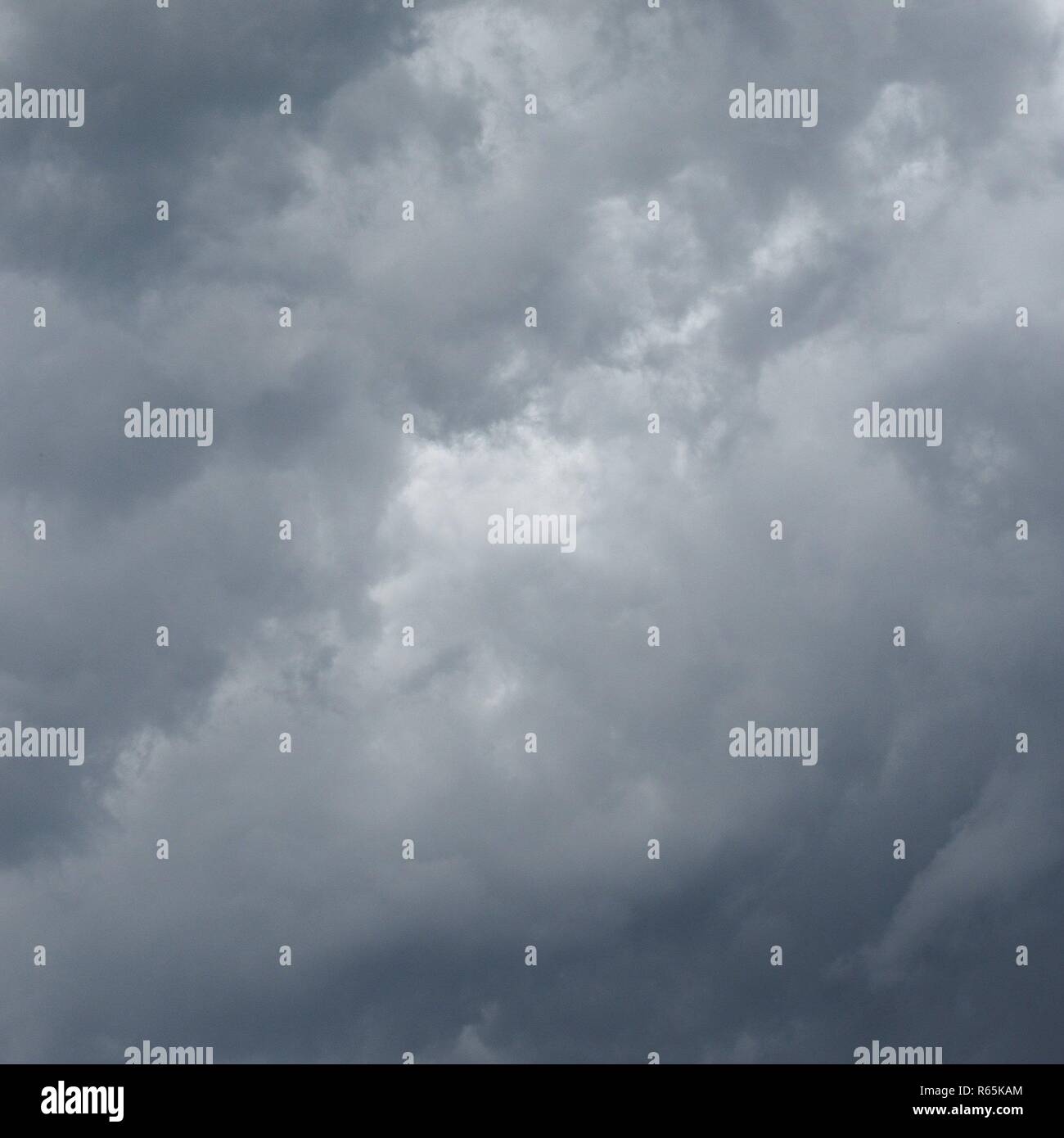 dark blue sky with clouds background Stock Photo - Alamy