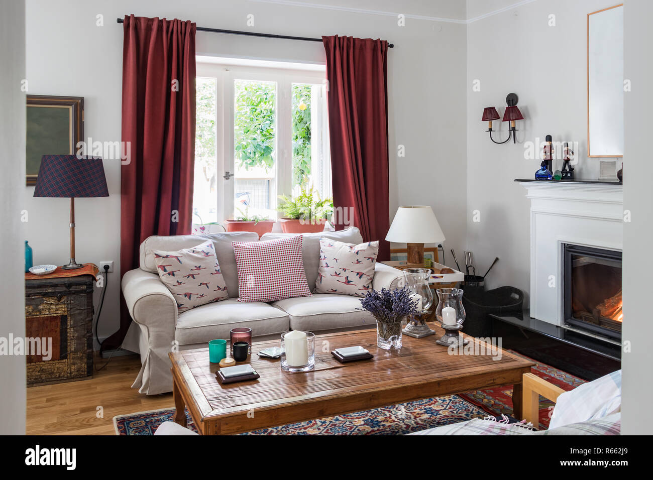 Curtins Stock Photos Curtins Stock Images Alamy