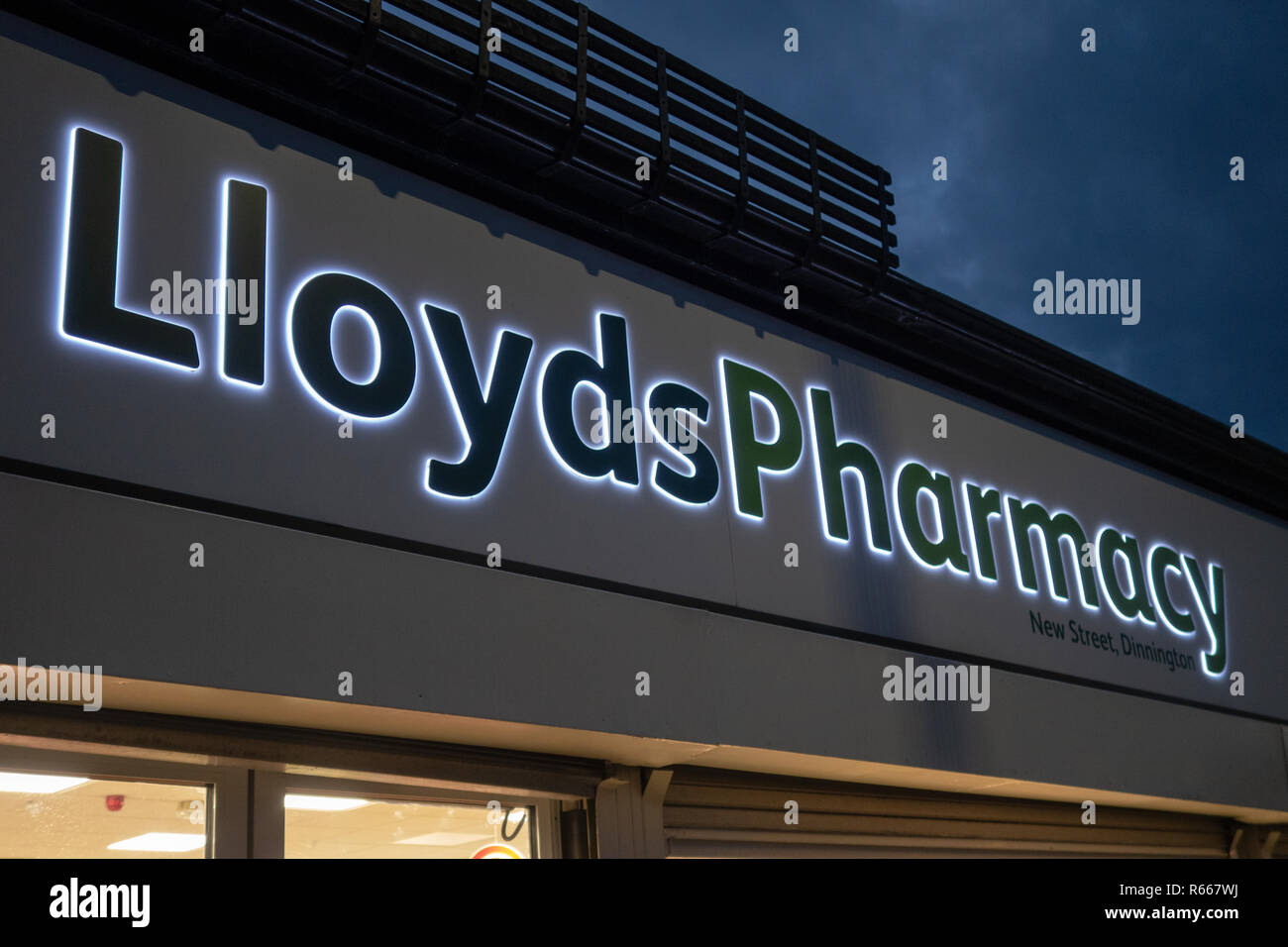 Lloyds medical hi-res stock photography and images - Alamy