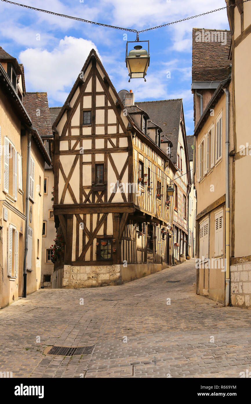 half-timbered house on the rue des ecuyers in chartres Stock Photo