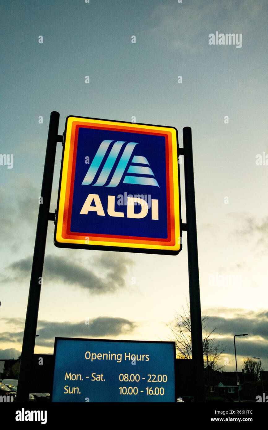 Aldi sign board hires stock photography and images Alamy