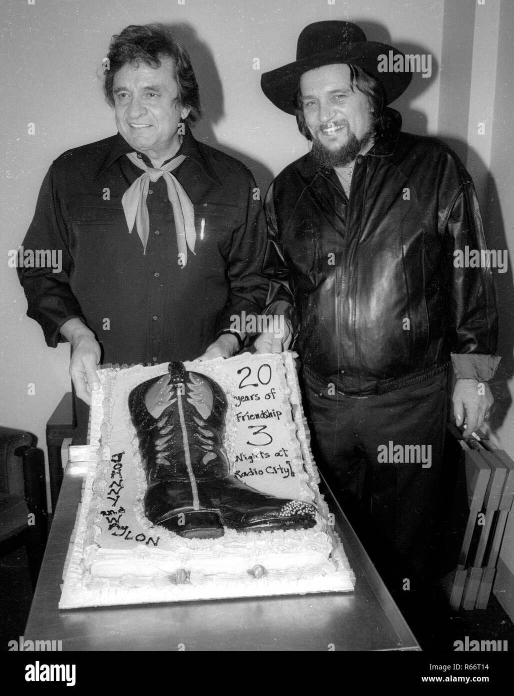 Waylon jennings hires stock photography and images Alamy