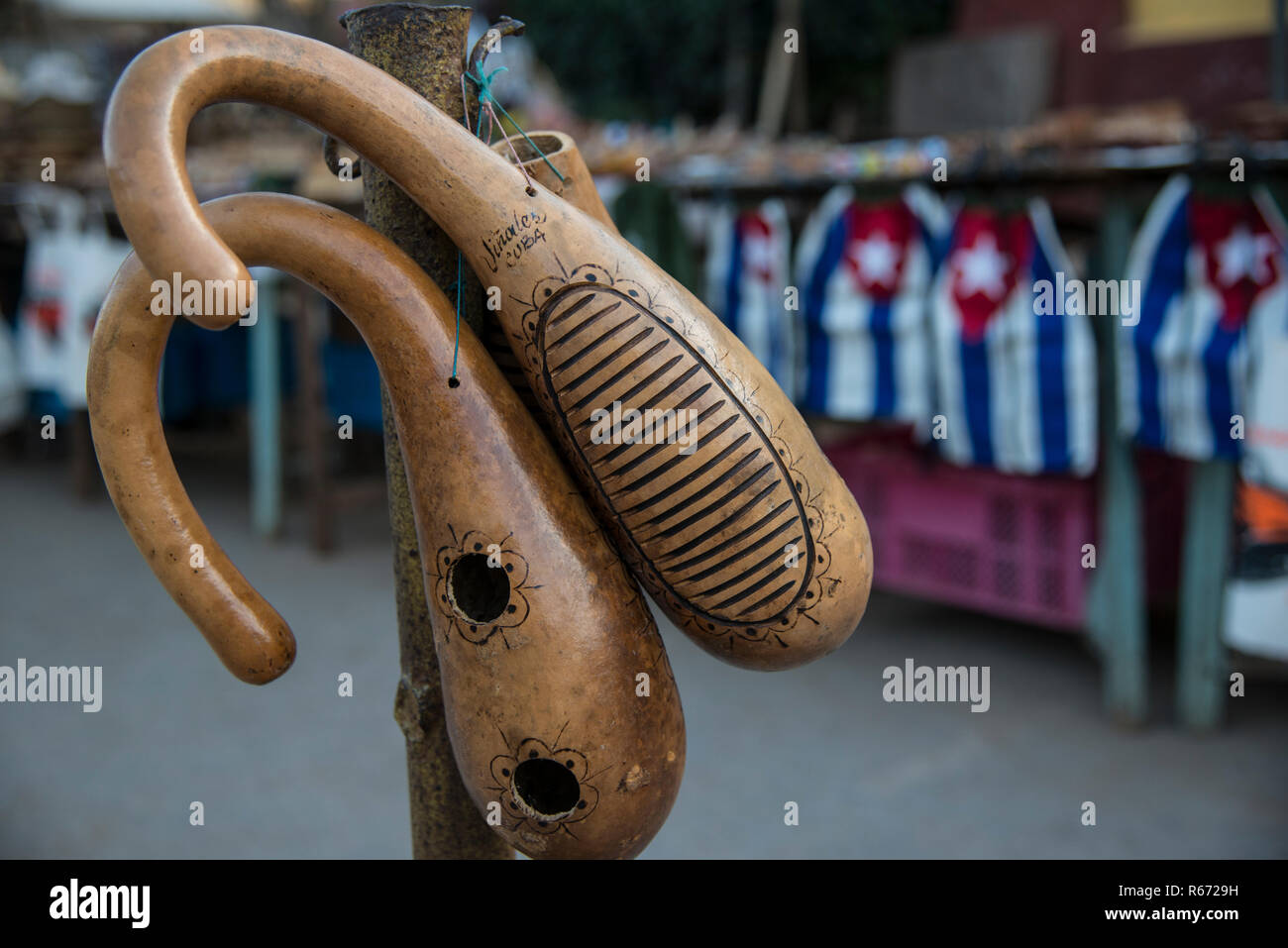 Guiro percussion instrument hires stock photography and images Alamy