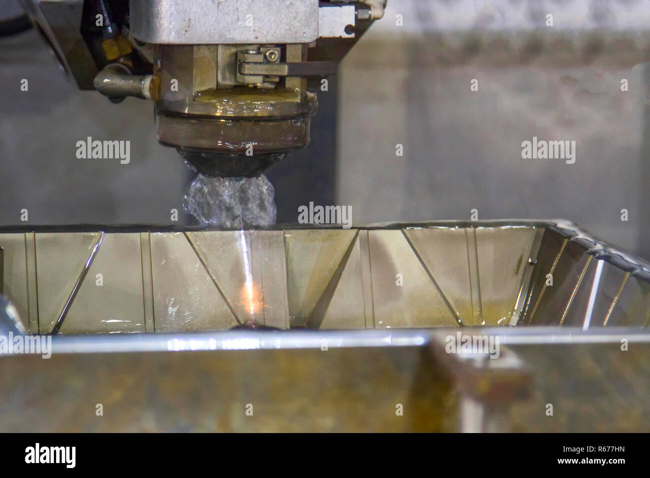 Cutter works hi-res stock photography and images - Alamy