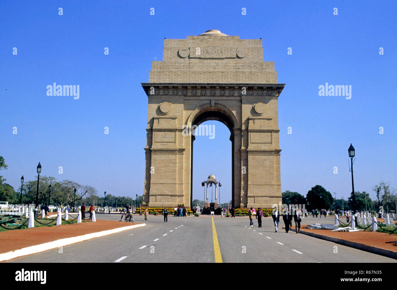 India gate new delhi hi-res stock photography and images - Alamy