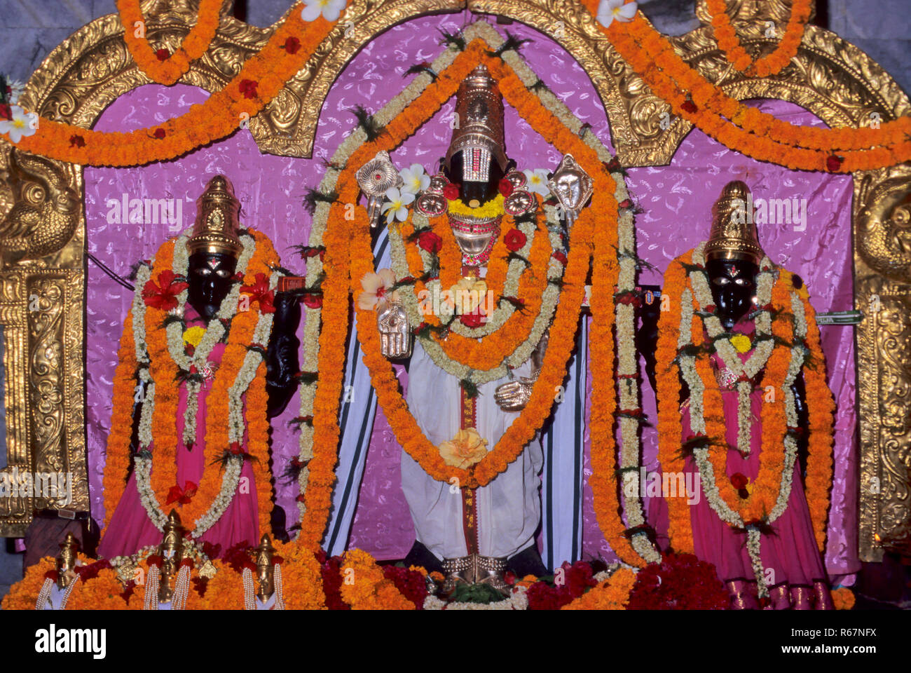 Balaji sculpture hi-res stock photography and images - Alamy