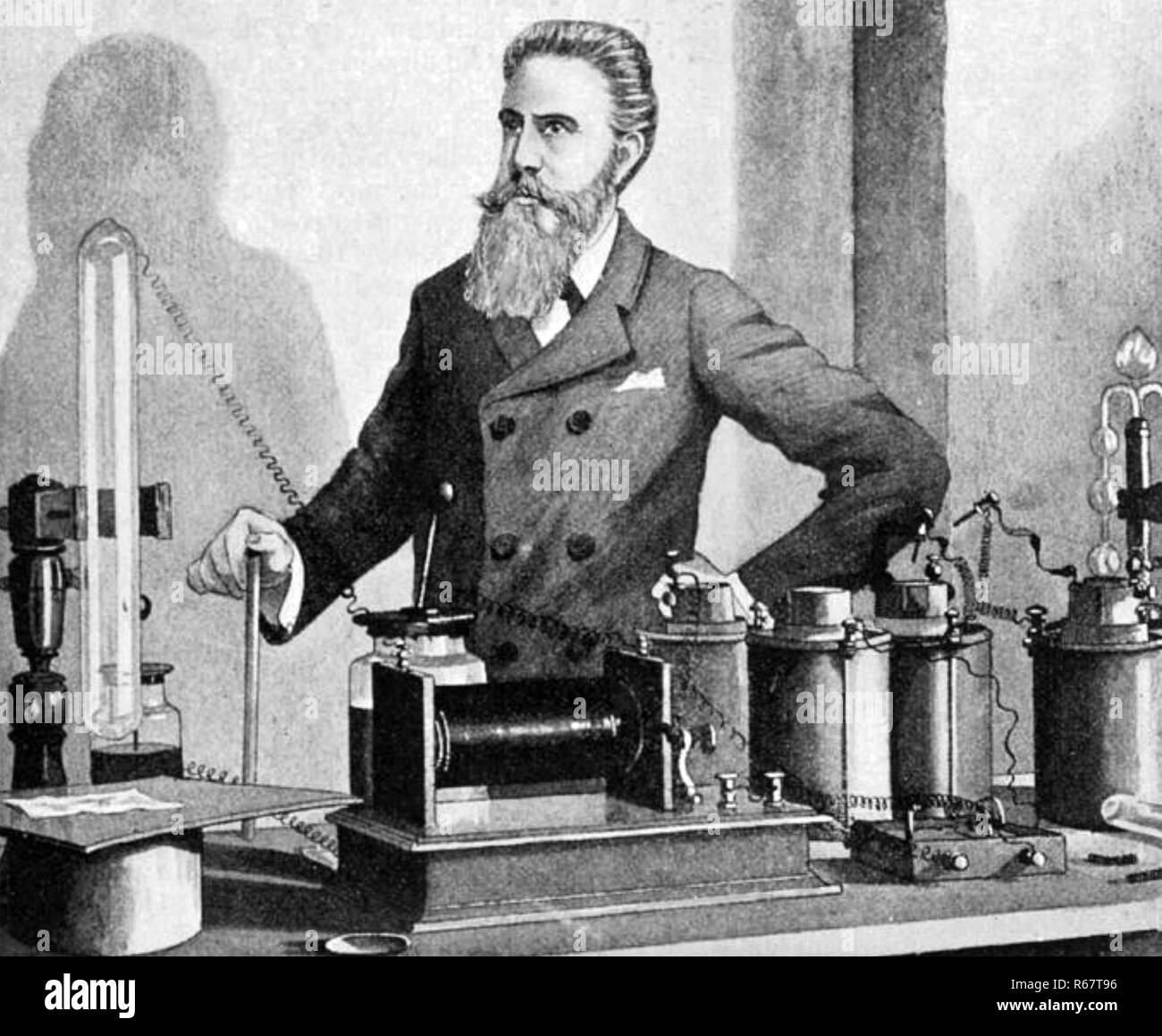 WILHELM RÖNTGEN (1845-1923) German physicist who discovered X-rays Stock Photo - Alamy