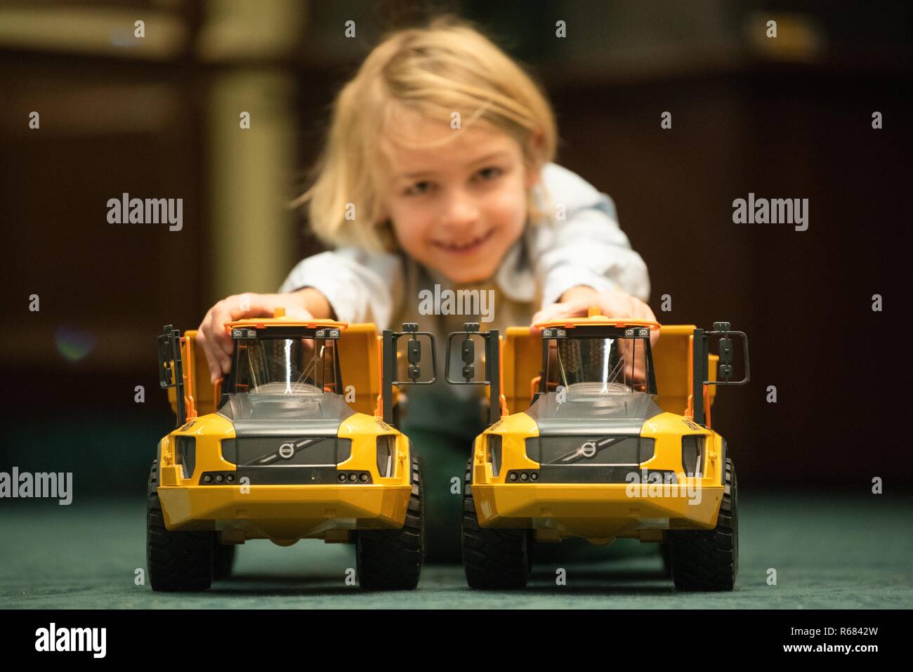 bruder volvo a60h dumper