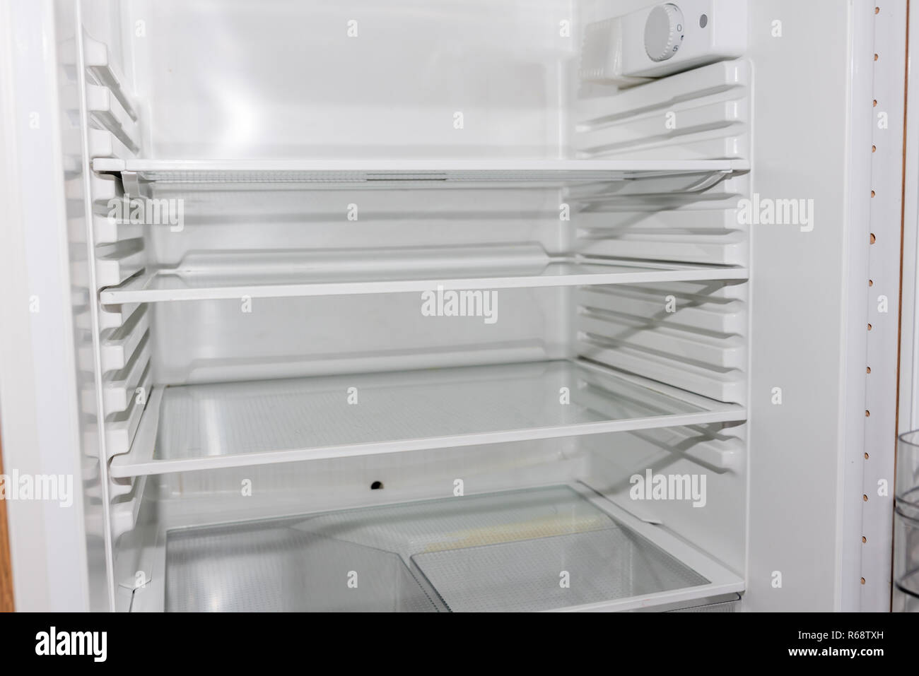 empty fridge Stock Photo Alamy