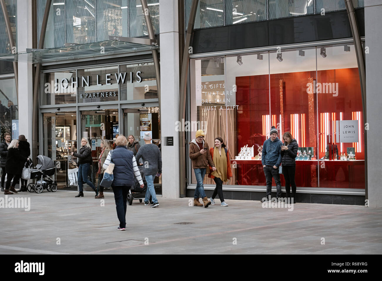 John Lewis store on Cheltenham High Street Stock Photo Alamy