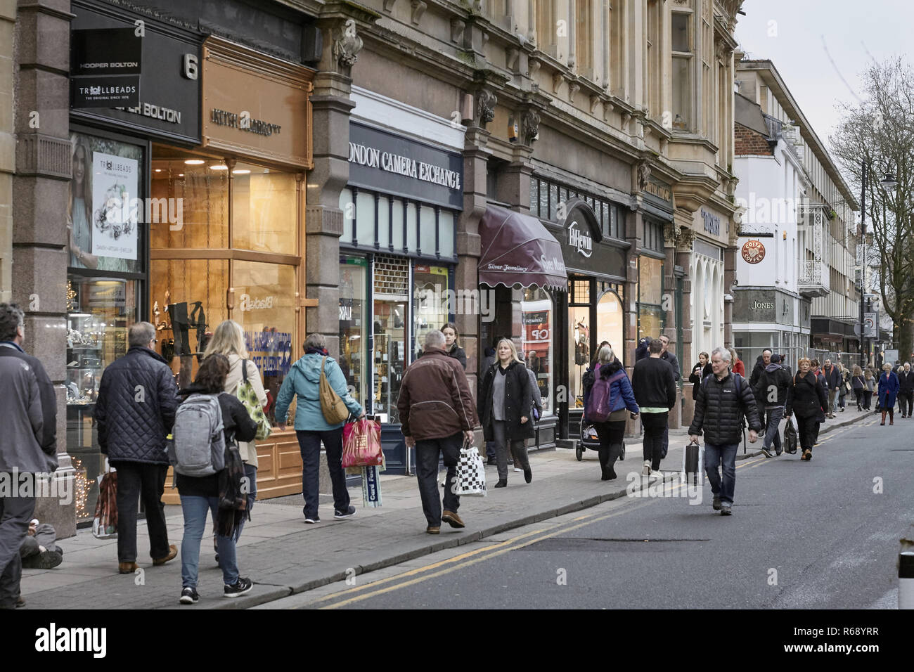 Cheltenham the promenade shops hires stock photography and images Alamy