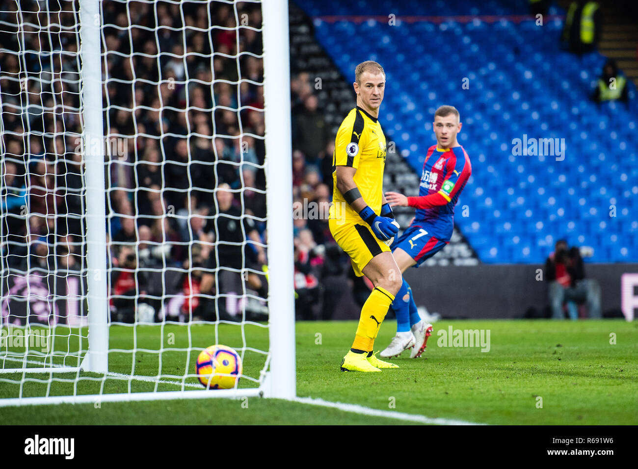 LONDON, ENGLAND - DECEMBER 01: Joe Hart of Burnley FC concede goal after James McArthur (not on picture) shot during the Premier League match between Crystal Palace and Burnley FC at Selhurst Park on December 1, 2018 in London, United Kingdom. (Photo by Sebastian Frej/MB Media) Stock Photo