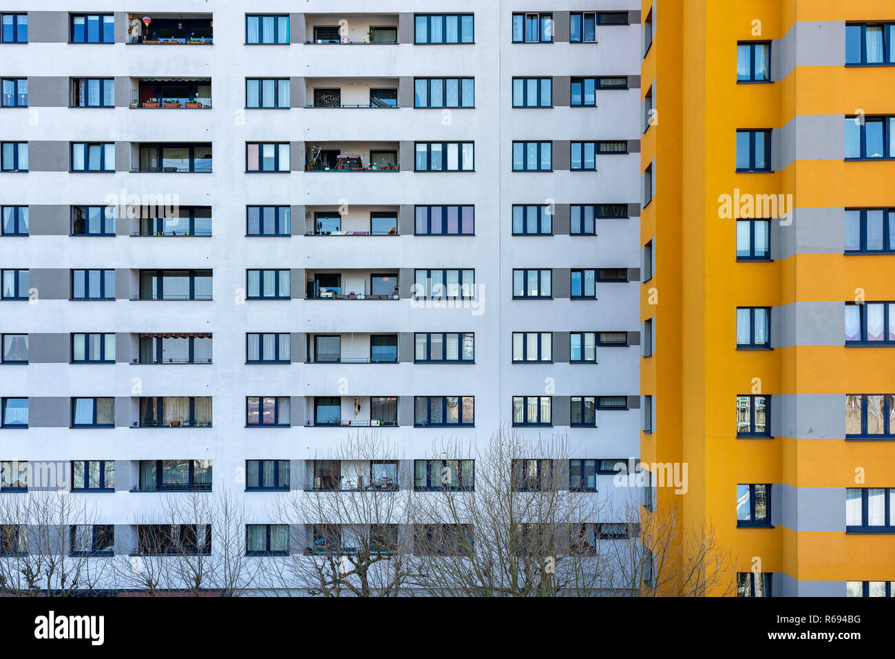 Social Housing In Berlin In The Märkische Quarter Stock Photo