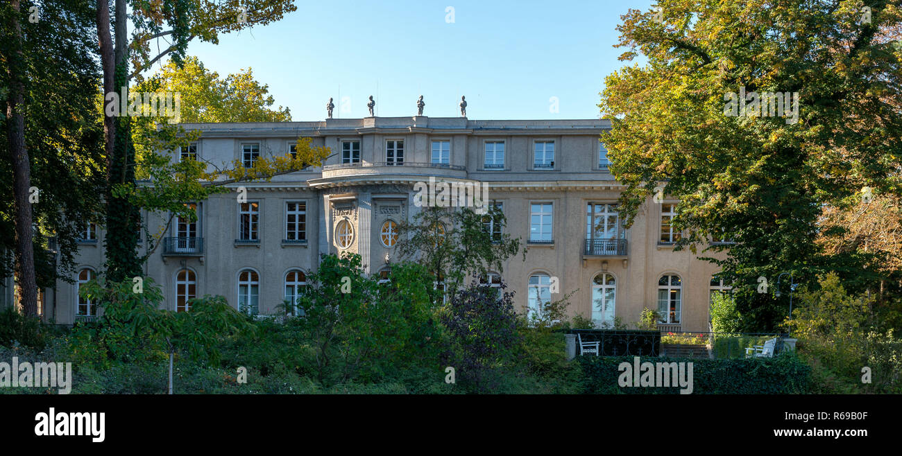 Wannsee House In Berlin Germany Stock Photos Wannsee House In