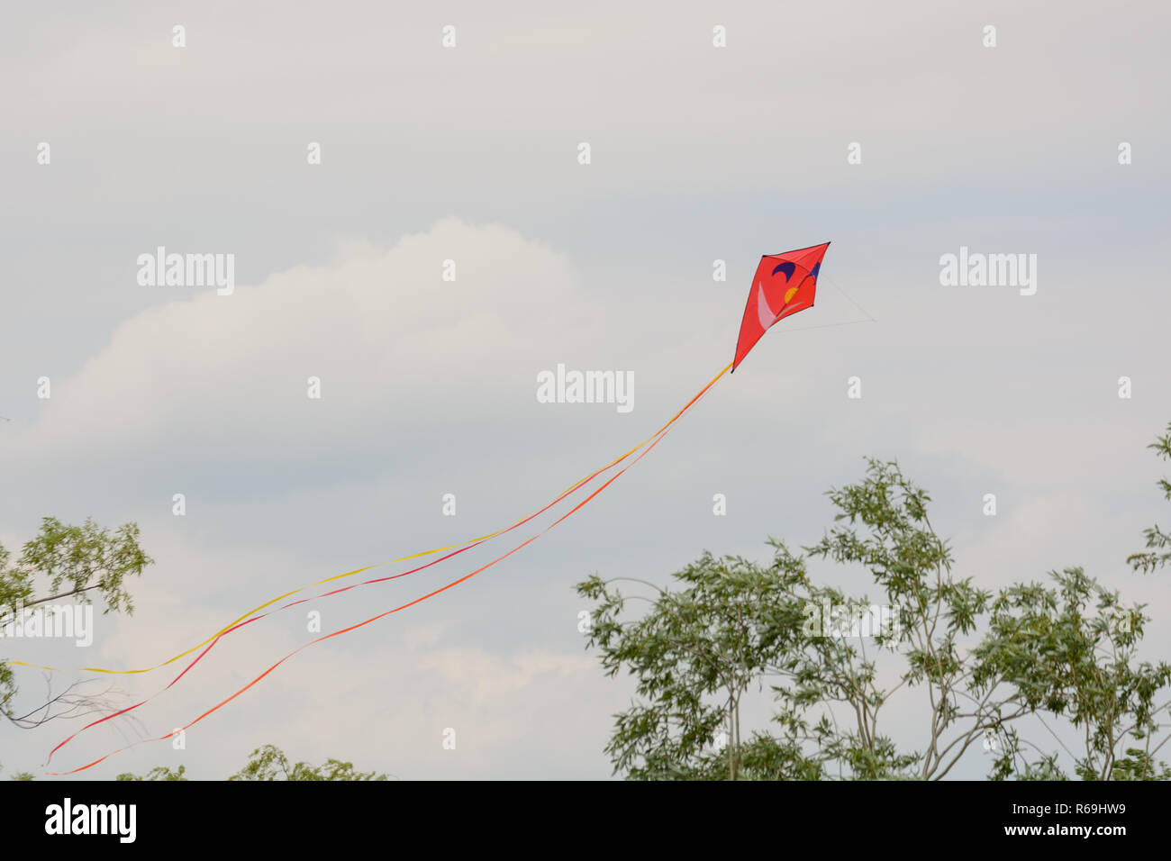 Kites rise hires stock photography and images Alamy