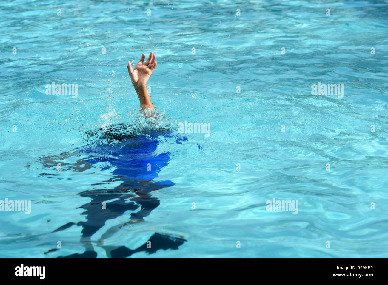 Life jacket drowning hires stock photography and images Alamy