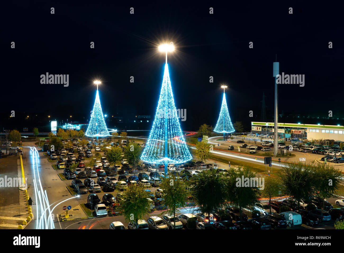 Light decorations hires stock photography and images Alamy