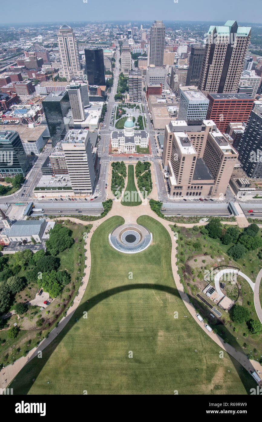 View from the landmark The Gateway Arch, Downtown with Old Courthouse, St. Louis, Missouri, USA ...