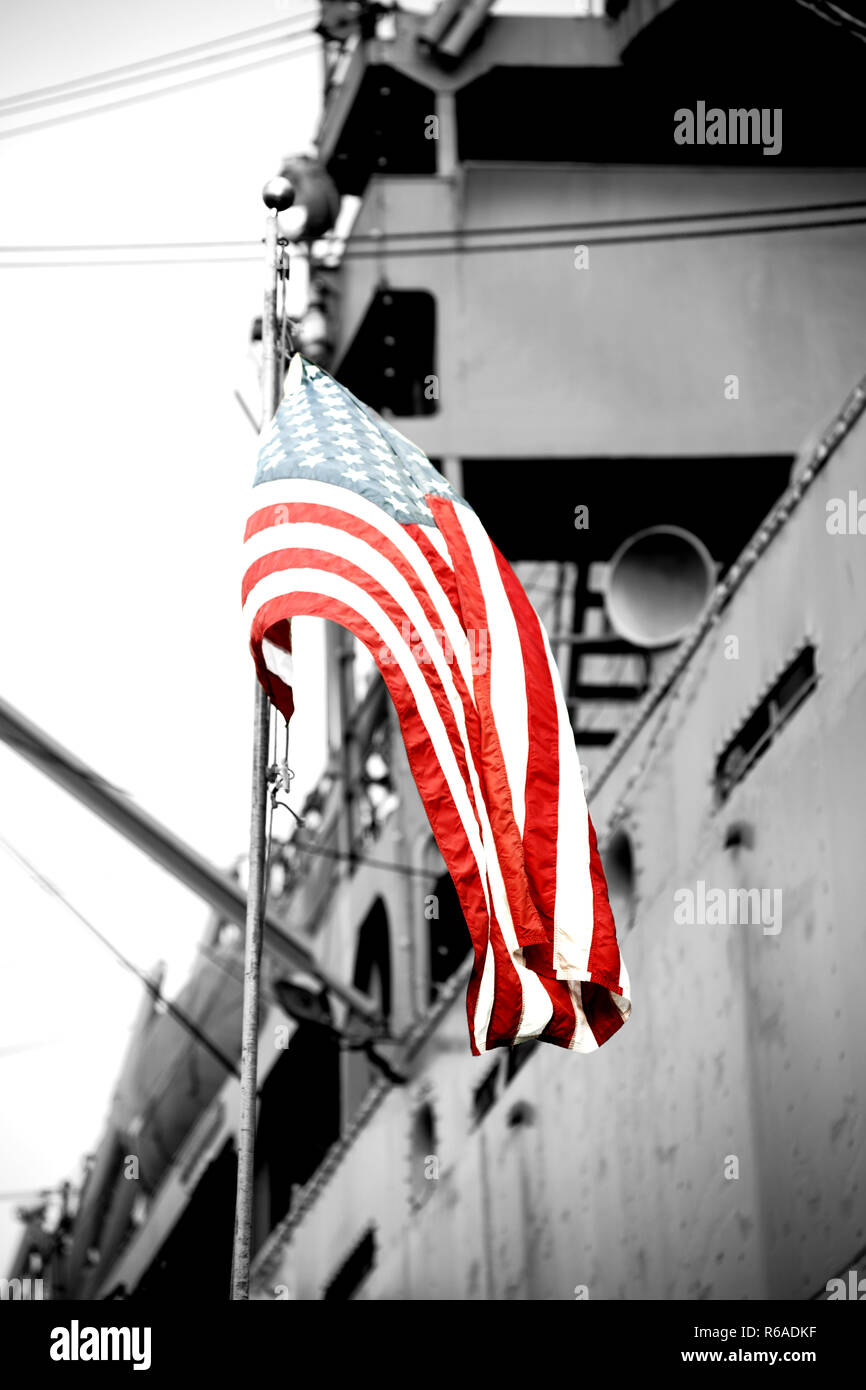 world of warships my modded flag is bright world of warships my modded flag is bright