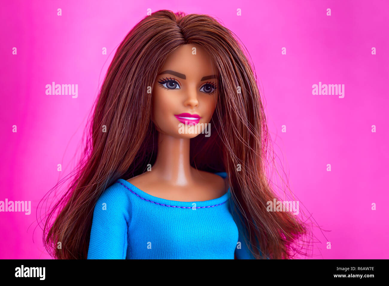 Barbie doll pink mattel hi-res stock photography and images - Alamy