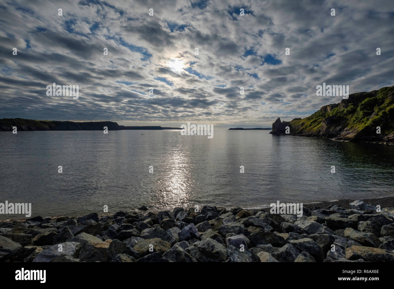 MORNING SKY LYDSTEP HAVEN. PEMBROKESHIRE NATIONAL PARK Stock Photo