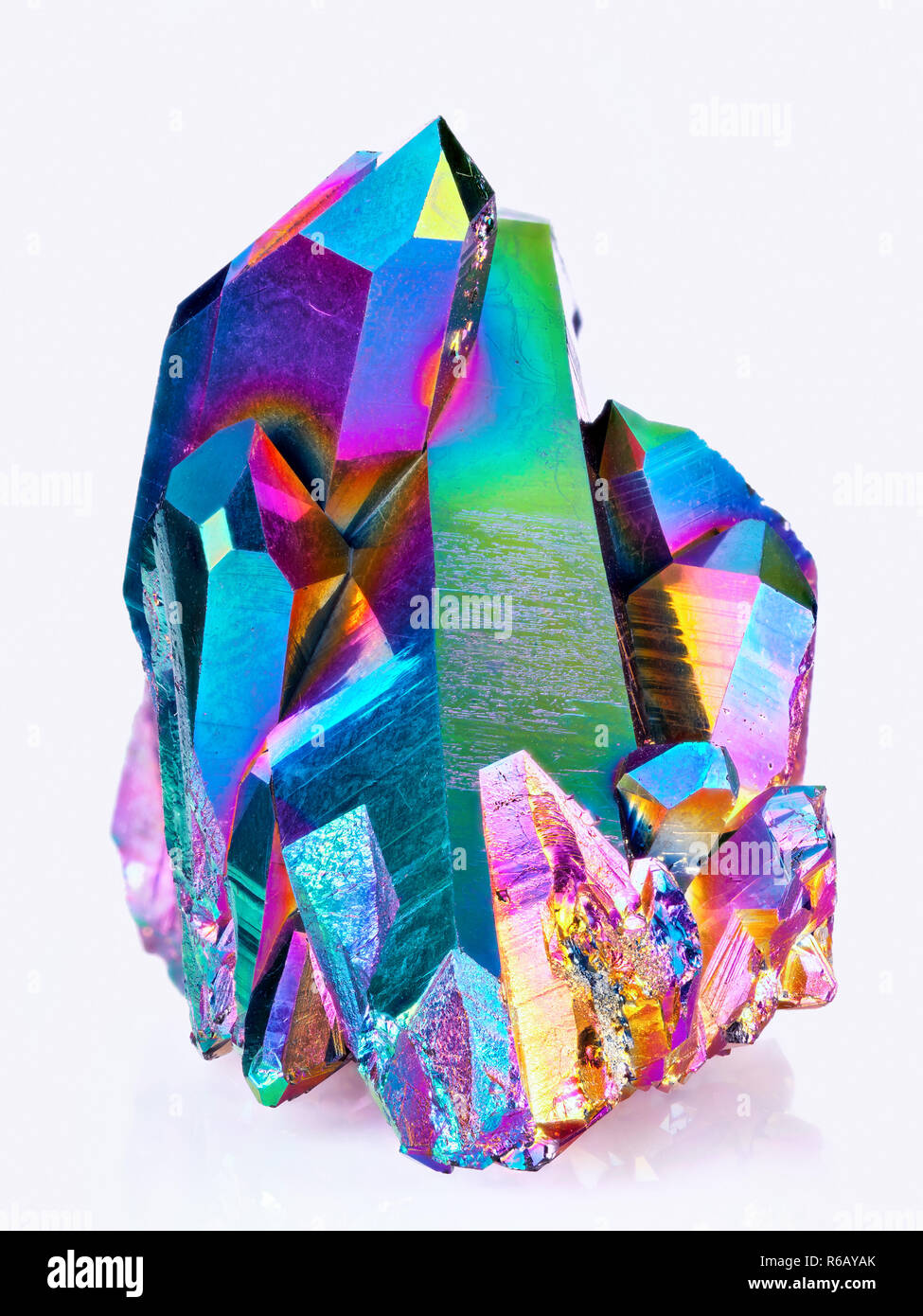 Rainbow aura quartz hi-res stock photography and images - Alamy