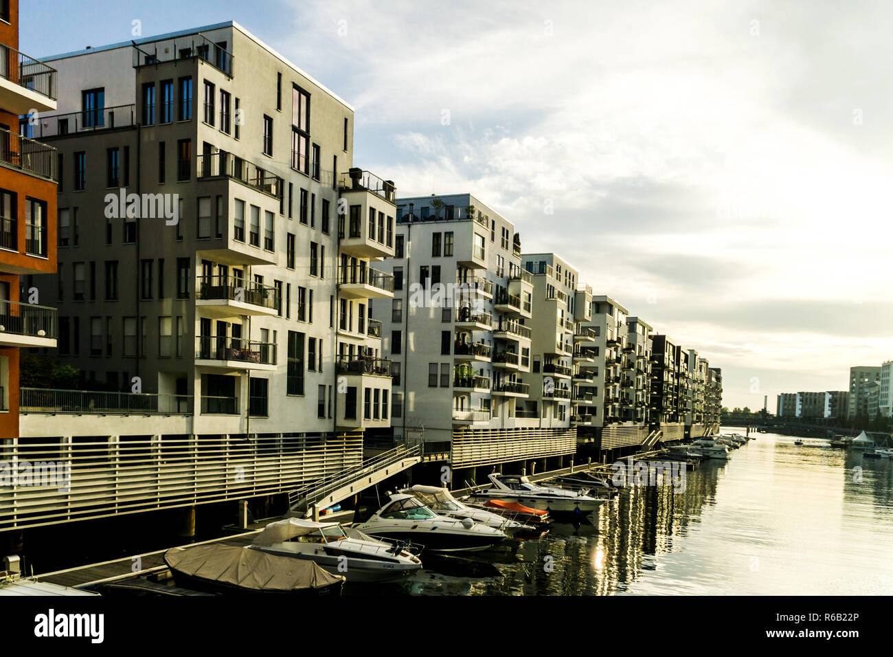 Picture of luxury residential district in frankfurt am main Stock Photo - Alamy