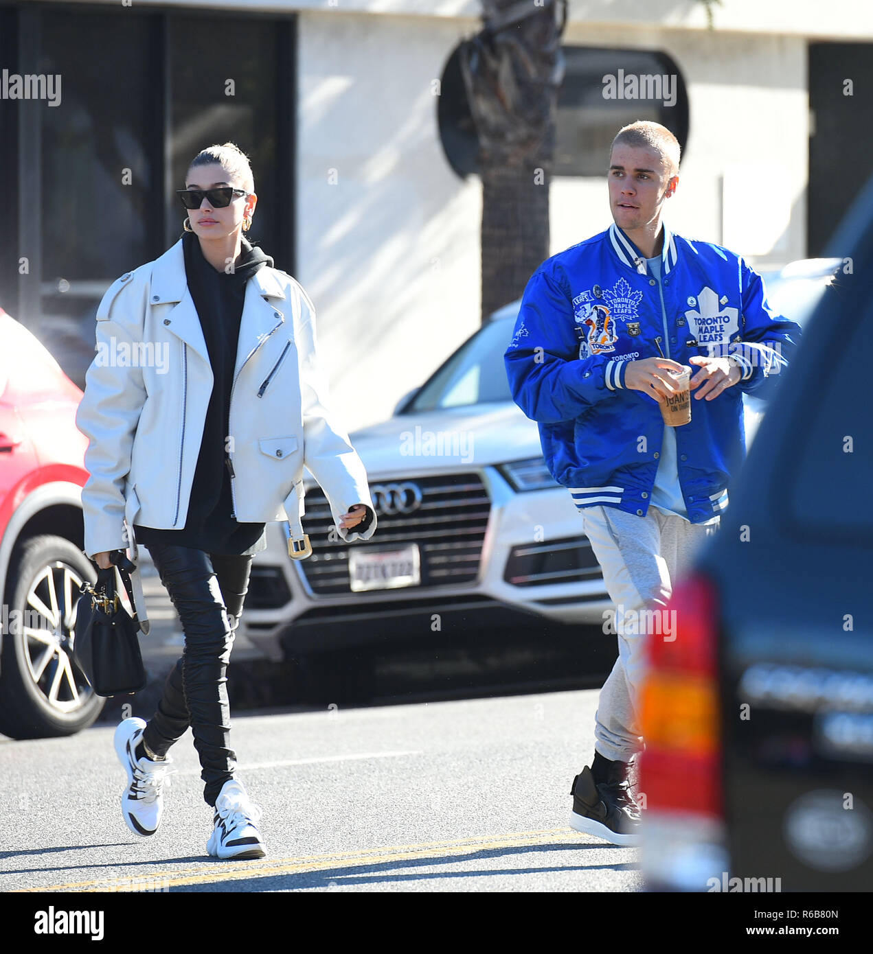 Hailey bieber sunglasses hi-res stock photography and images - Alamy