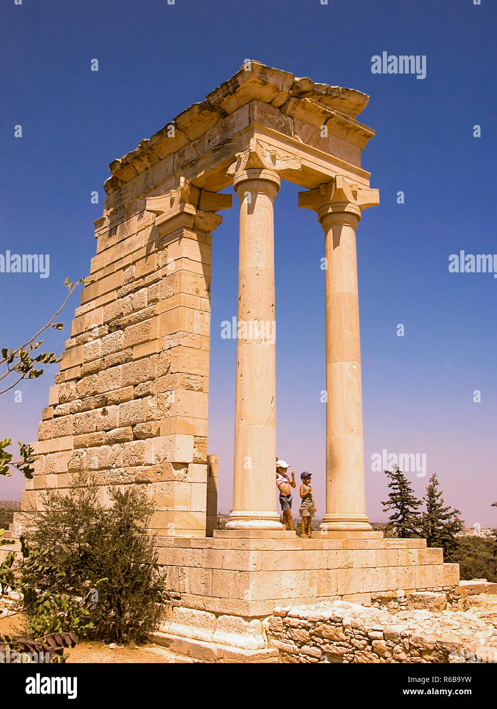 The altar of apollo hires stock photography and images Alamy