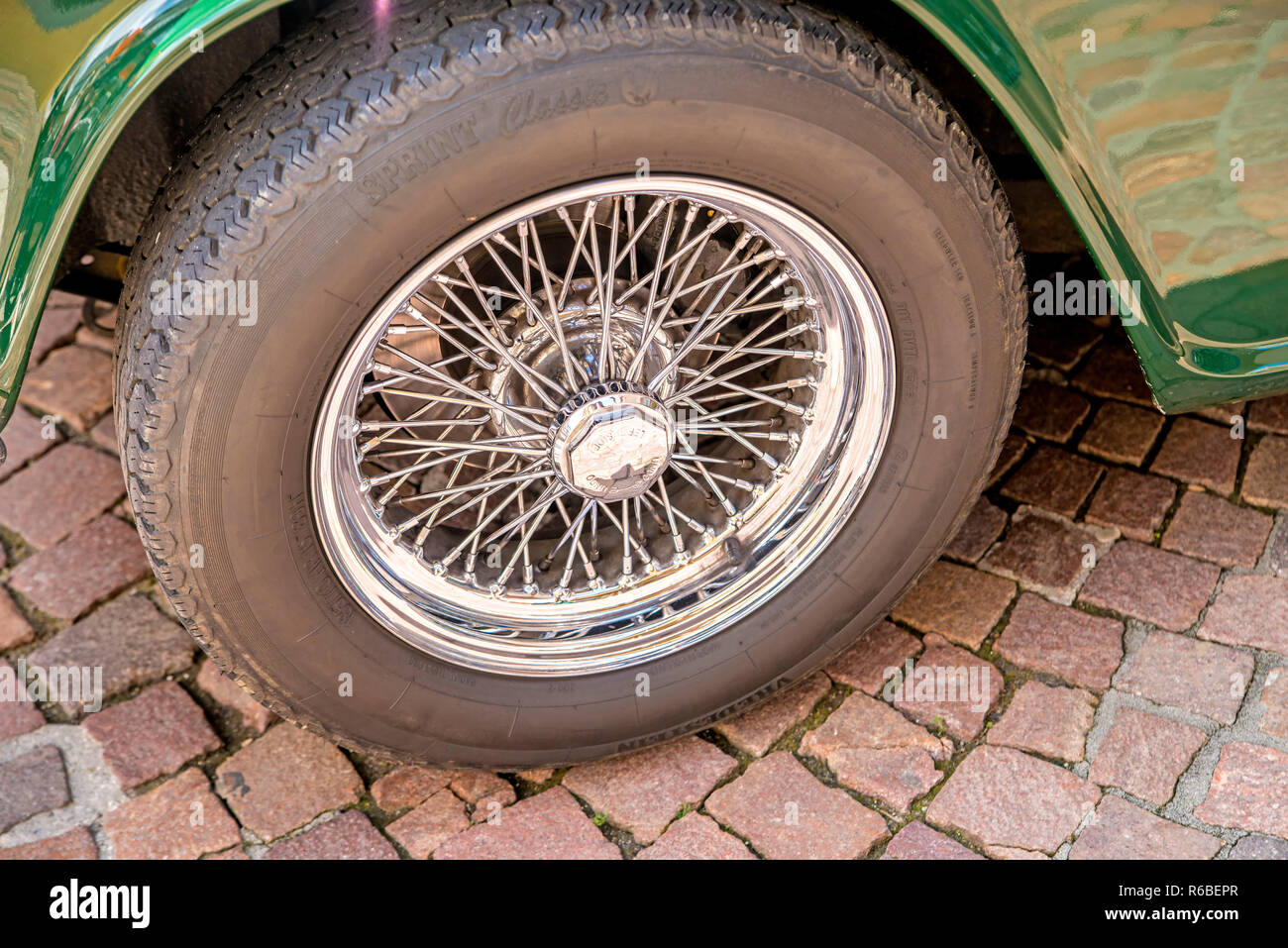 Old Spoke Car Wheel High Resolution Stock Photography and Images Alamy