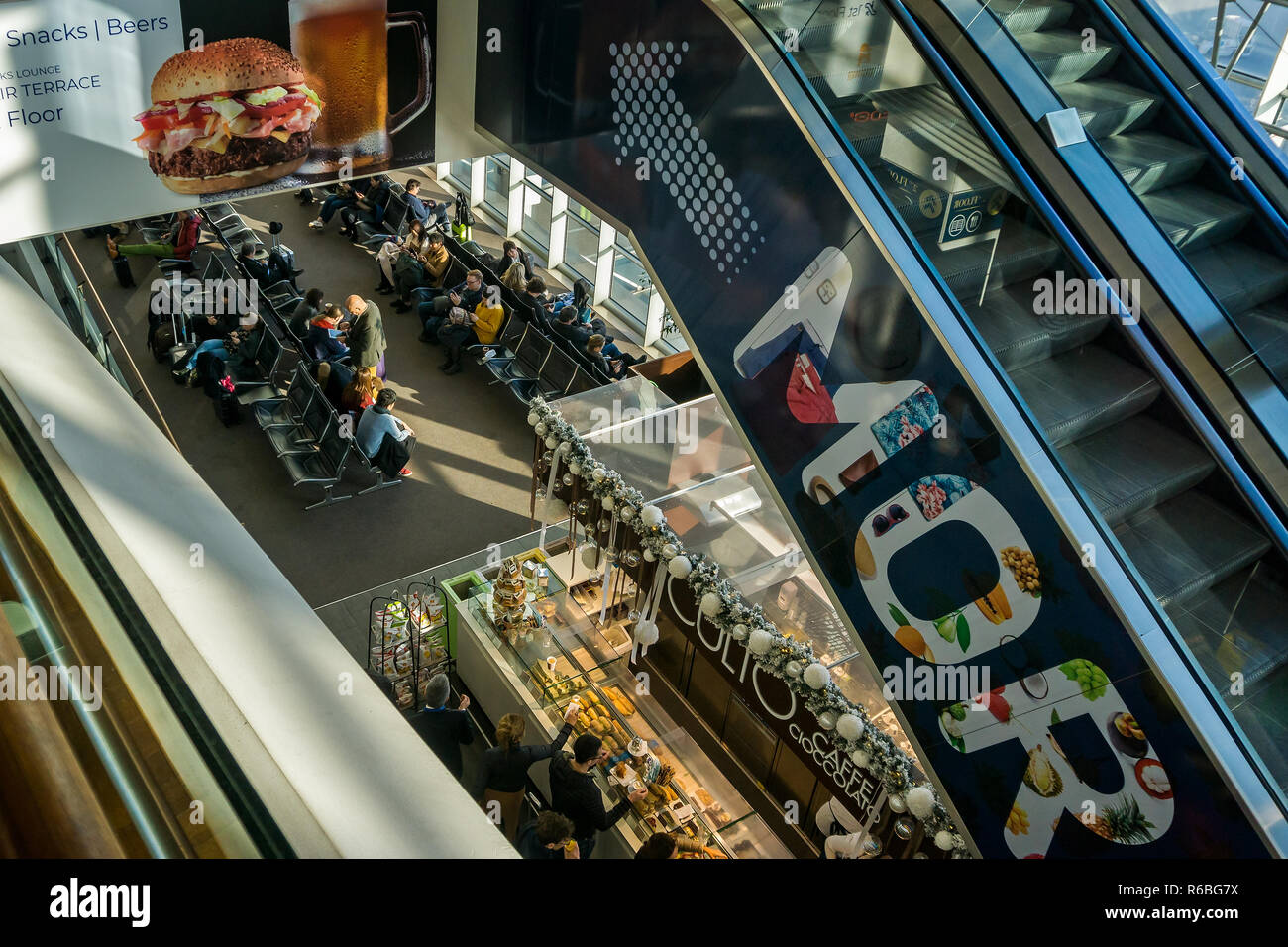 Boarding area and seating inside Venice Marco Polo Airport in Venice, Italy  on 29 November 2018 Stock Photo - Alamy