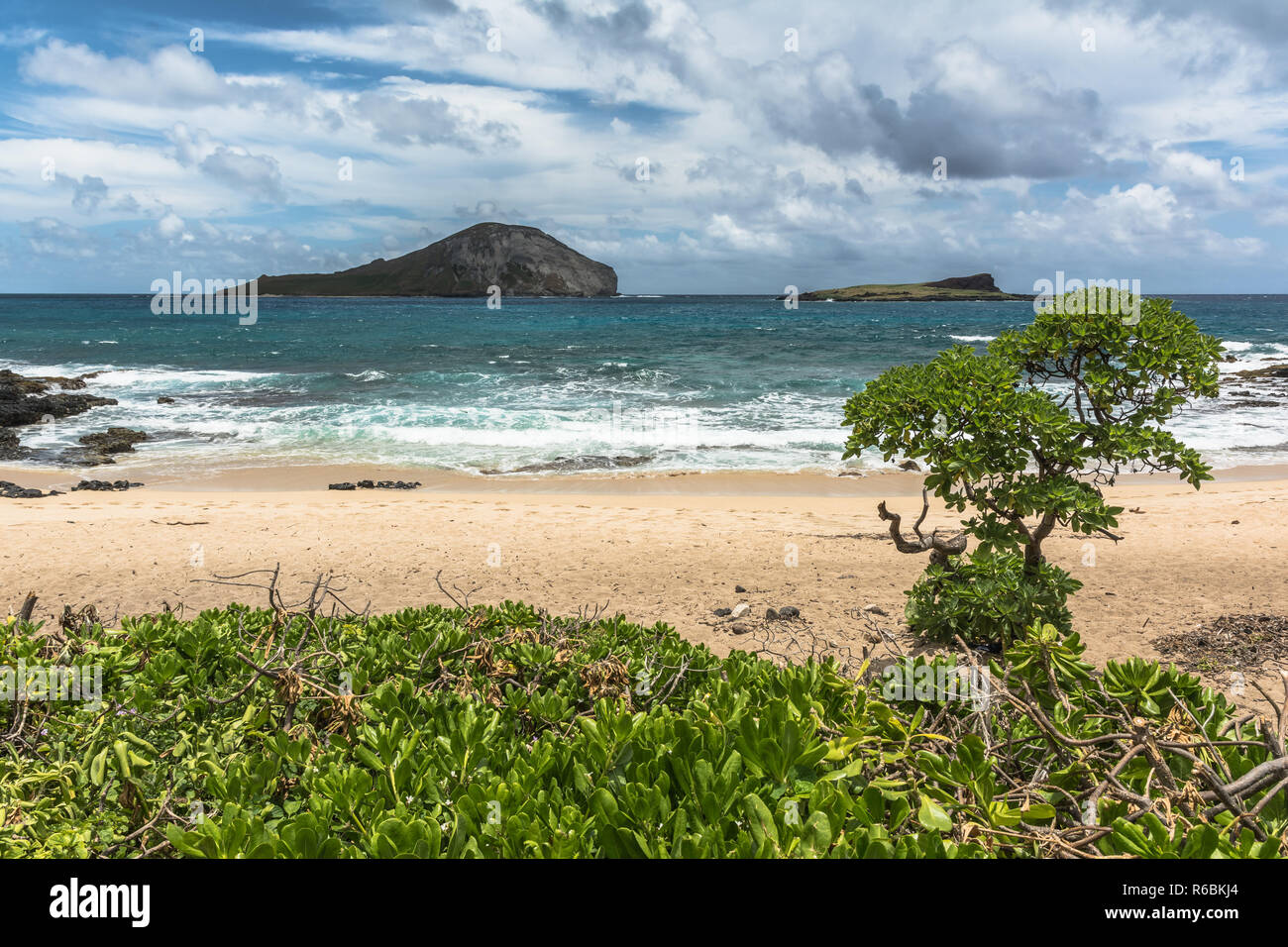 Rabbit Island view from Waimanalo Beach, Oahu, Hawaii Stock Photo Alamy
