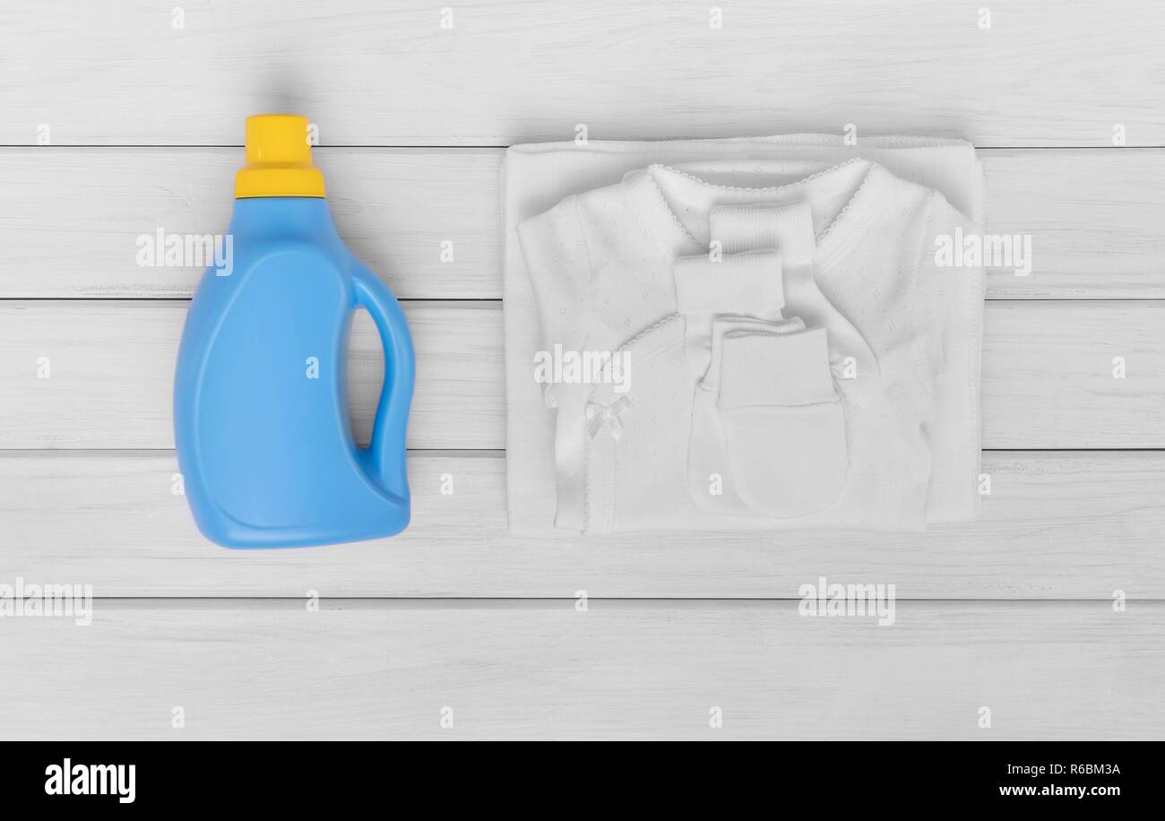 White clothes baby hires stock photography and images Alamy