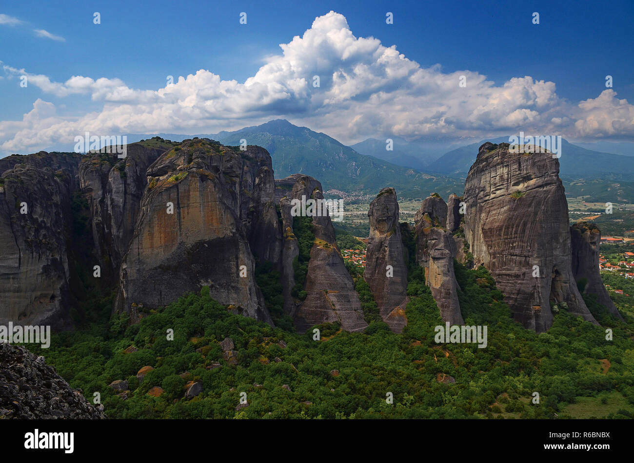 Great Monastery of Varlaam on the high rock in Meteora, Thessaly ...