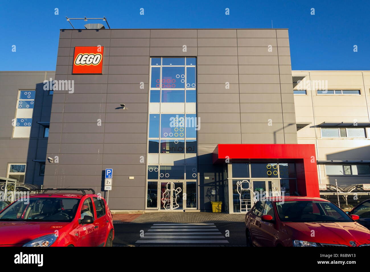 KLADNO, CZECH REPUBLIC - DECEMBER 4 2018: The Lego Group company logo on production factory building on December 4, 2018 in Kladno, Czech Republic. Stock Photo