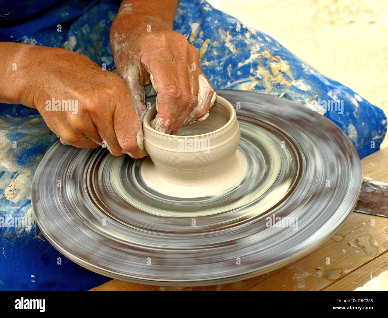 To Make Pottery Stock Photo Alamy
